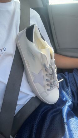 Golden goose size 11 can fit 10 and 10.5