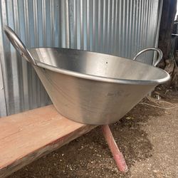 Se vende caso  en buenas condiciones,