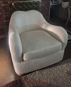 Off White Side/Accent Chair