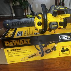  DEWALT 20V MAX 12 in. Cordless Battery Powered Chainsaw (Tool Only