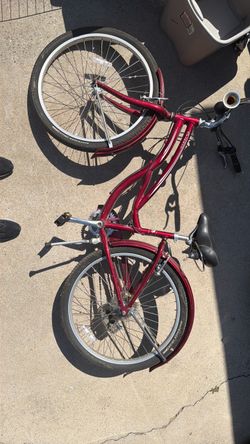 2006 Trek Cruiser Classic (Women’s) Candy Red