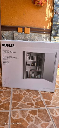 Medicine Cabinet Rustproof Aluminum New  Size 20x24