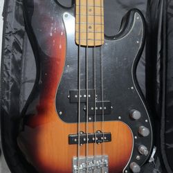 FENDER AMERICAN PERFORMER PRECISION BASS - $1,000