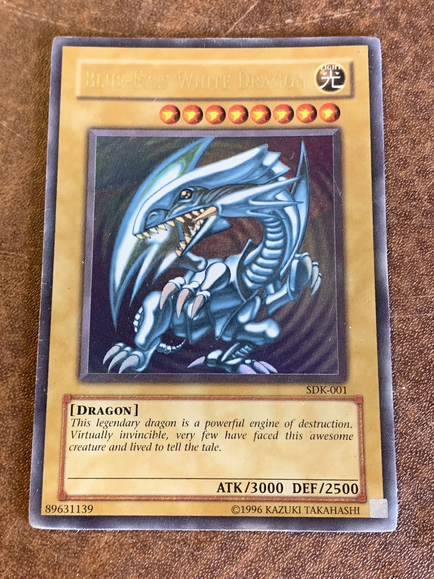 Blue Eyed White Dragon