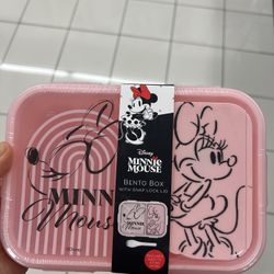 NWT Disney Minnie Mouse Bento Box with snap lock lid & fork