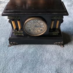    Antique Mantle clock(Works perfectly) Strikes and hour and half hour