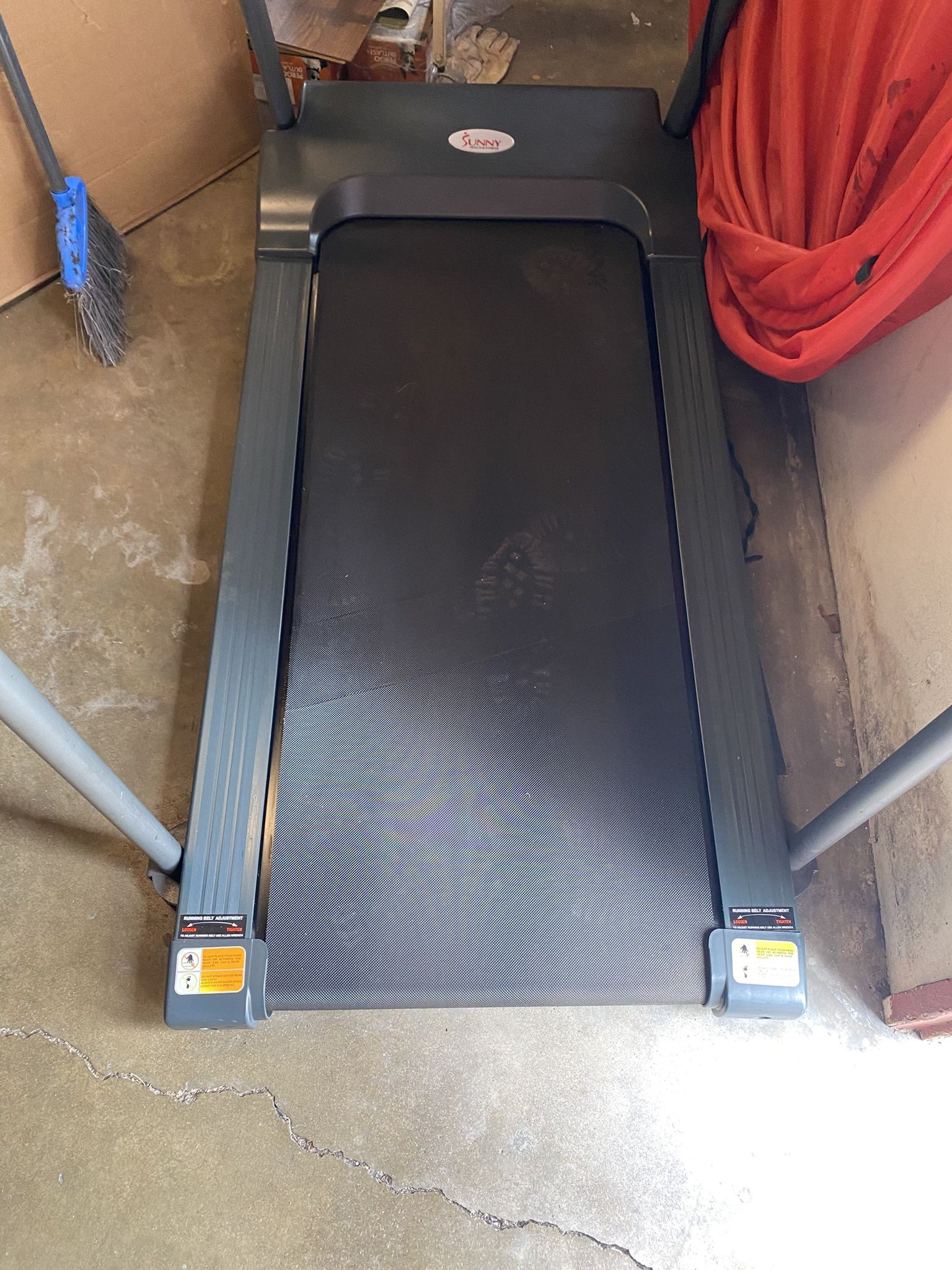 Sunny Treadmill Lightweight Workout Equipment Works