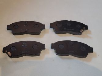 Genuine Toyota OEM Front Brake Pad Kit 04465-YZZD0 Set of 4 - 1(contact info removed) Corolla New