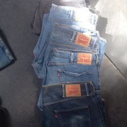 42x32 LEVIS JEANS MENS 
