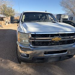 Silverado Diesel 6.6 White