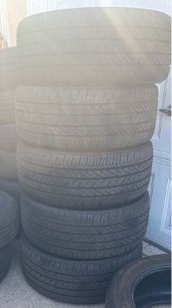 Used set of 4 Bridgestone turanza 235/40/19