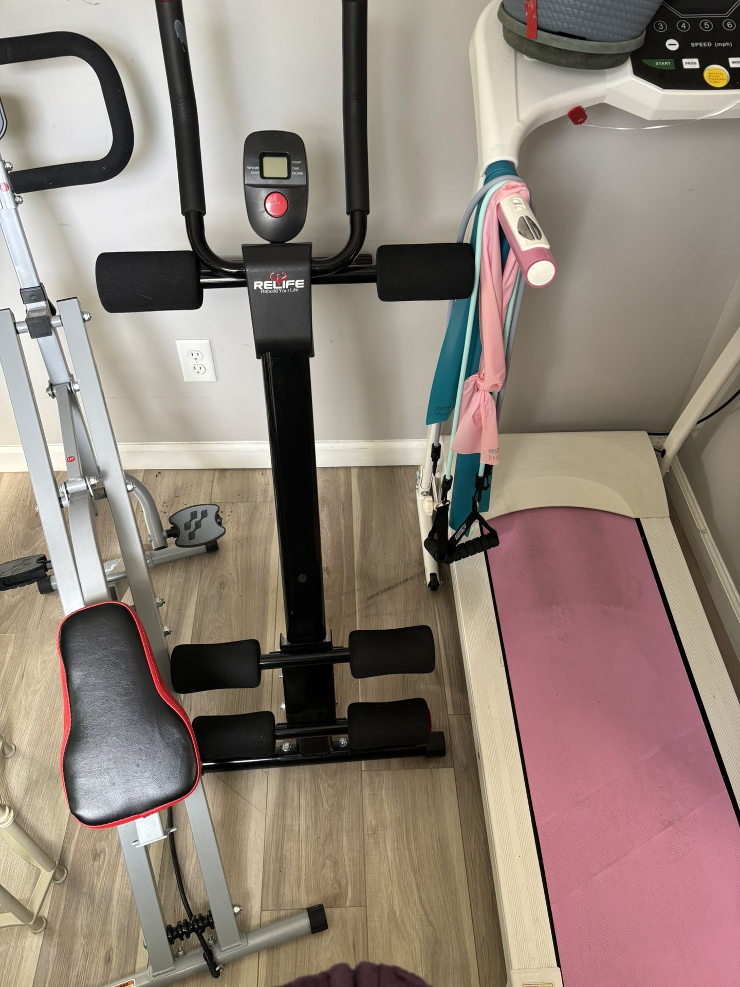 Se vende máquinas de hacer ejercicio las tres por $60 viva en Buffalo, New York