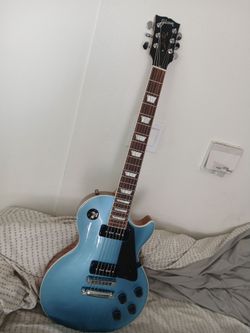Gibson Les Paul Classic p90..pelham blue...mint....$1800