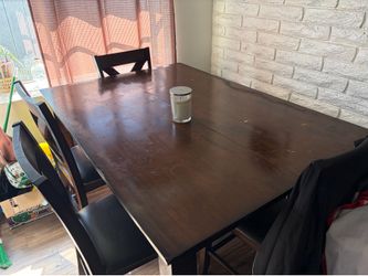 Brown extendable Table