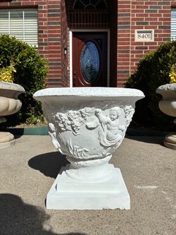 Concrete urns flowers vase baby angel