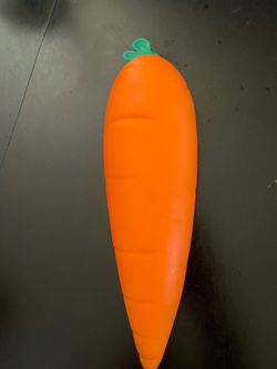 Squishy carrot toy