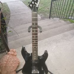 Jackson JS1 Electric Guitar With Roadrunner padded Gig Bag And Accessories 