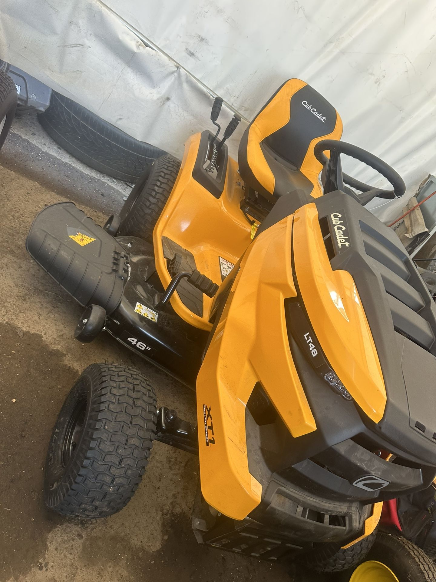 Lawnmower Tractor Troy Bilt 42