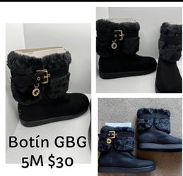 GBG Black Faux Fur Winter Booties Size 5M
