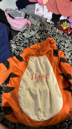 Tigger costume
