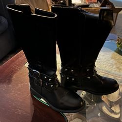 Girls Boots
