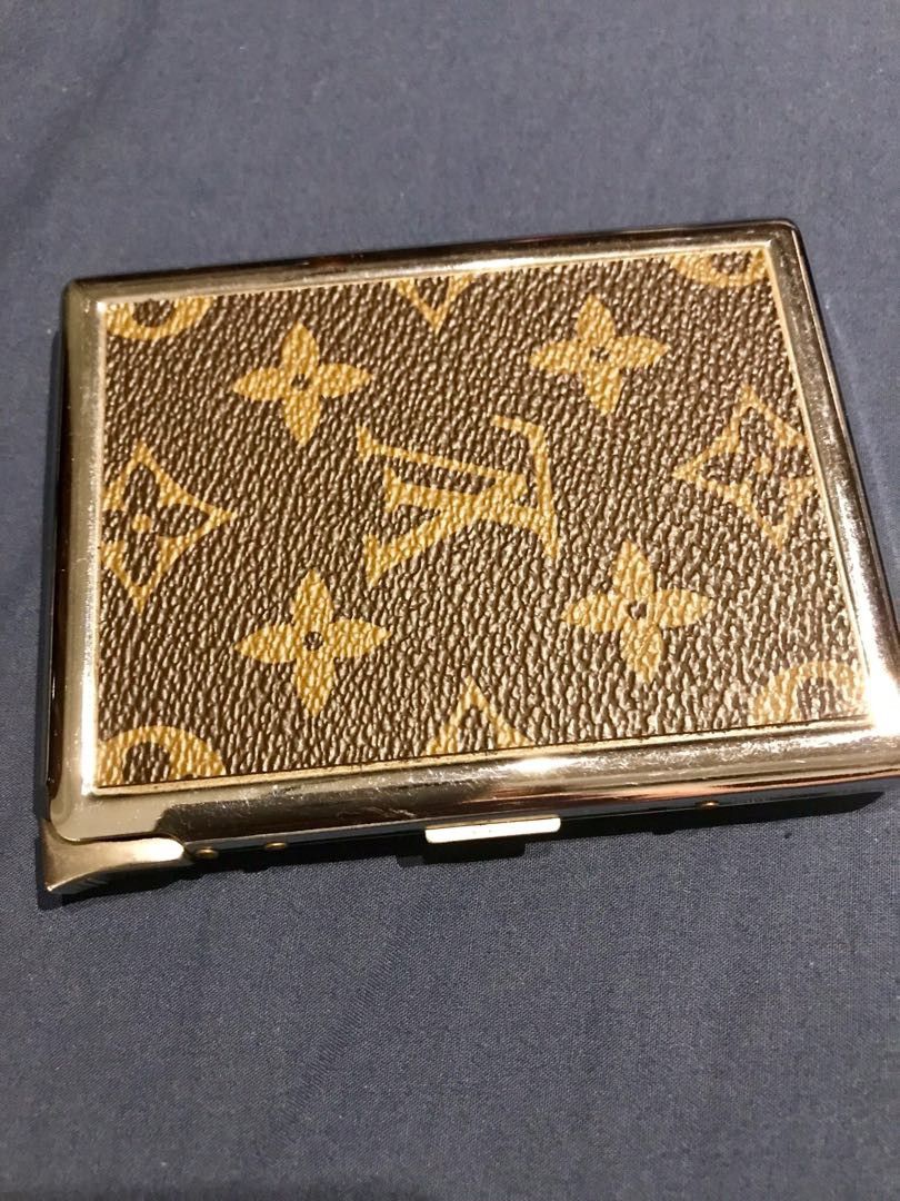 Authentic Louis Vuitton Monogram Cigarette Case for Sale in Las Vegas, NV -  OfferUp
