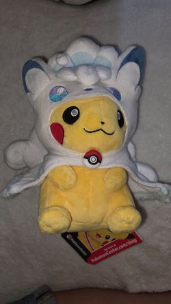 Pikachu in Alolan Vulpix cape