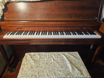 Wurlitzer Upright Piano Walnut Finish