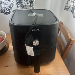 Instant Vortex Airfryer 