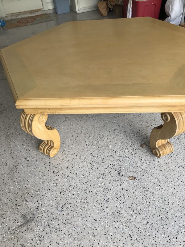 Octagon Coffee Table For In Houston Tx Offerup