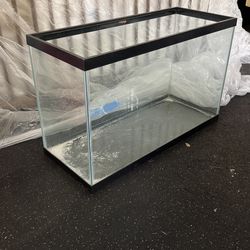 30 Gal Aquarium Tank