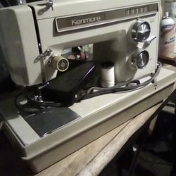 Vintage Sears Kenmore Sewing Machine 