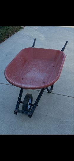 Garden 4 cubic foot wheelbarrow