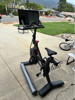 Peloton bike 1st gen