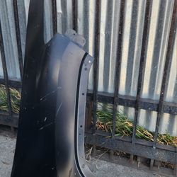2014 2015 2016 2017 2018 JEEP TRAILHAWK LATITUDE SPORT LEFT PASSENGER FENDER 