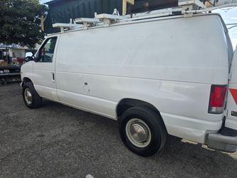 2001 Ford E-350