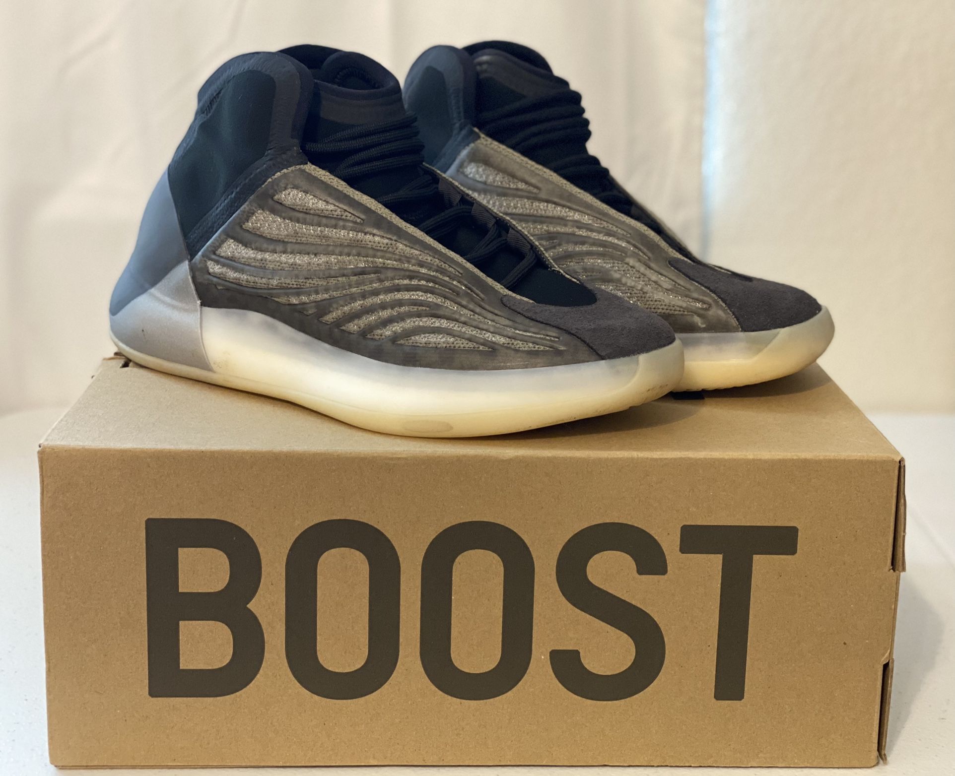 Yeezy QNTM “Barium