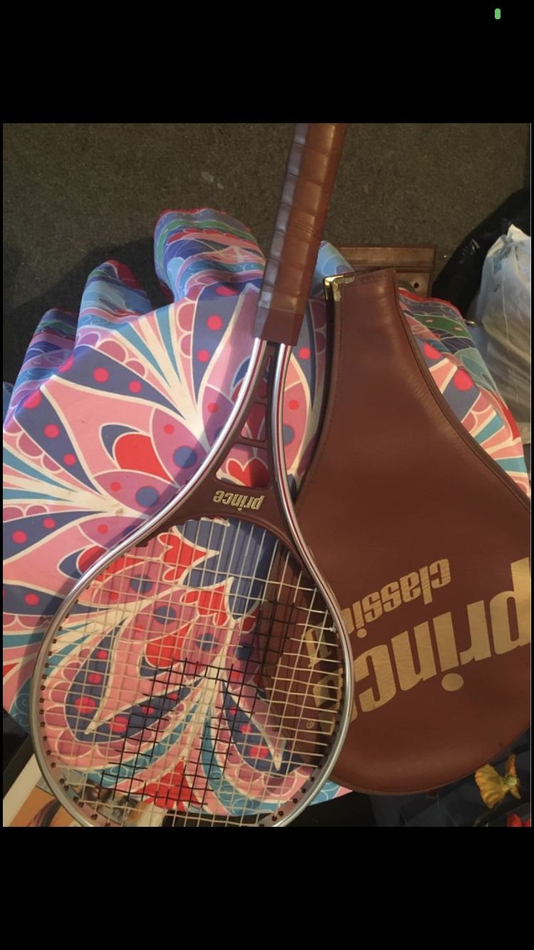 Tennis Racket 