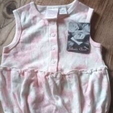JILLIAN'S CLOSET Brand new sleeveless body suit/babygrow. Age 3-6 months.