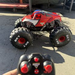 RC SPIDERMAN  MONSTER TRUCK