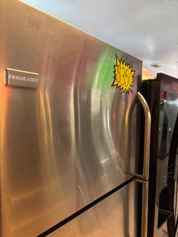 STAINLESS STEEL FRIGIDAIRE