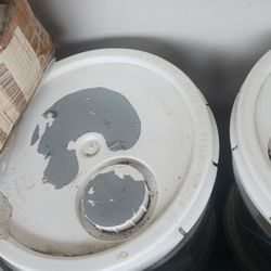 Pintura Behr Semi Glos $120 Cada Una