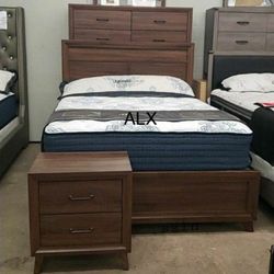 Brand New Queen Bedroom Set 4 Piece 