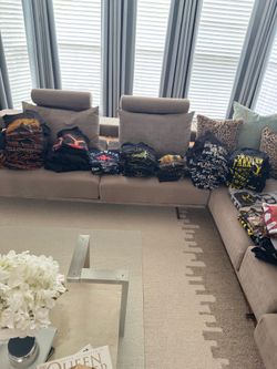 200 pieces NEW Bulk lot of Yellow stone graphic t- shirts multiple sizes Yellow Stone movie western cowboy