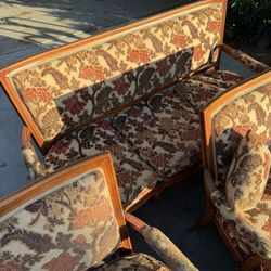 Living Room Set & Table