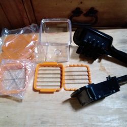 Nut ,fruit and vegetable chopper