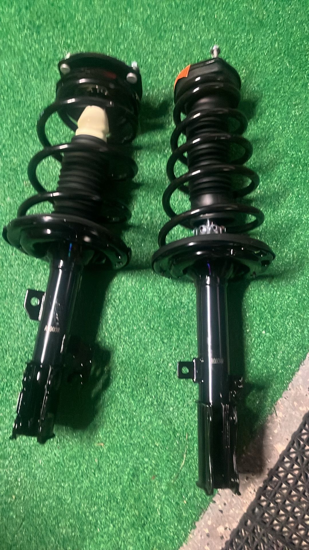 BRAND NEW STRUTS- Fits 06 Lexus ES 330 Front Right And Rear Right
