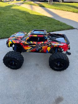 Traxxas X-Maxx 8S – $650