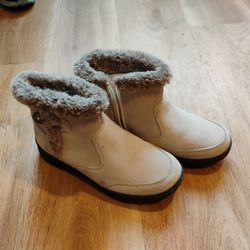 Khombu Women's Iris Winter Boots Cream