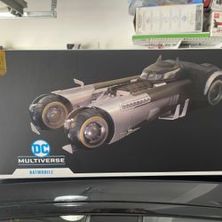 McFarlane DC Multiverse White Knight Batmobile Gold Label